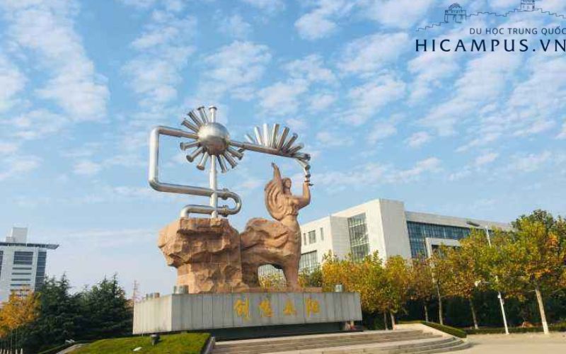 Cơ sở vật chất tiên tiến của trường Dầu khí Trung Quốc
